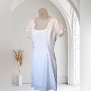 ZANG TOI White silk Brides dress SZ 8 Sweetheart neckline Wedding Christening